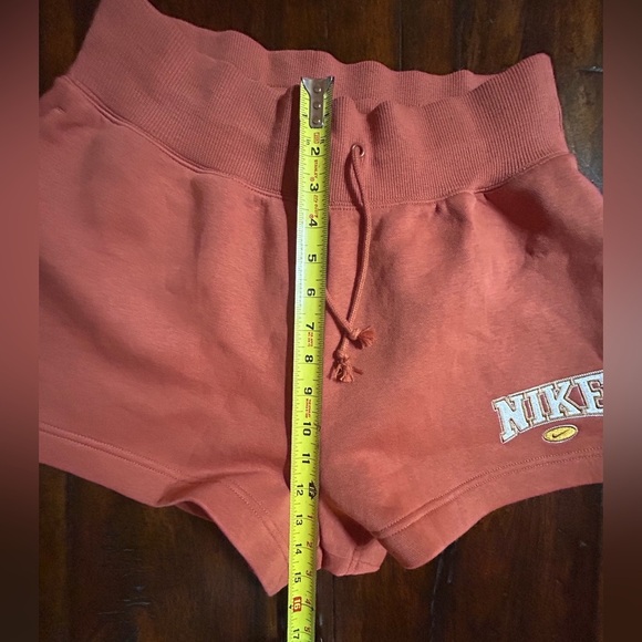 Nike Women's Sportswear Phoenix Fleece High-Rise Shorts - Picture 6 of 6